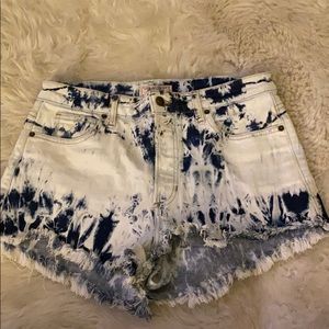 High waisted jean short